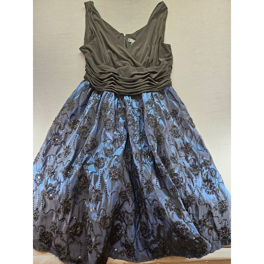 Dressbarn Collection Woman Black Blue Sequin Floral Cocktail Dress Plus Size 20